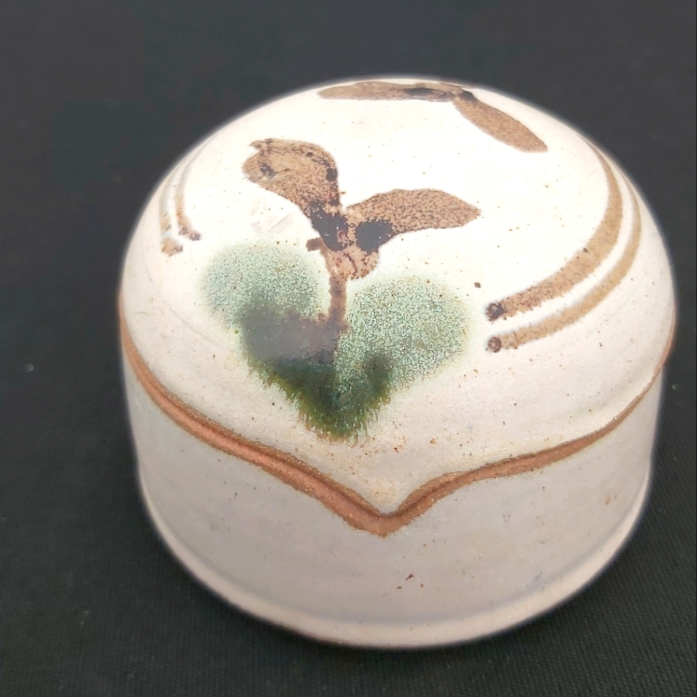 Vintage Studio Art Pottery Trinket Box Maple Tree Key Heart Glazed Signed Lid